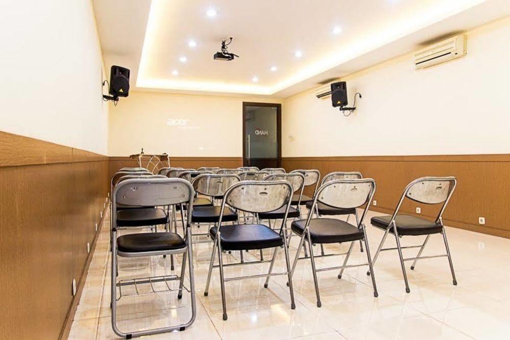 Oyo 277 Rukotel Near Rsu Adi Husada Undaan Kota Сурабая Екстериор снимка